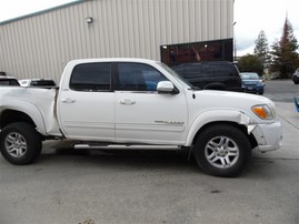 2005 Toyota Tundra SR5 White Crew Cab 4.7L AT 2WD #Z23166